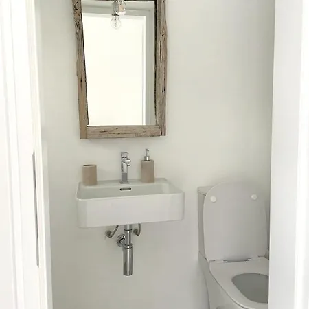 Charming In / 80 M² / Sea View *